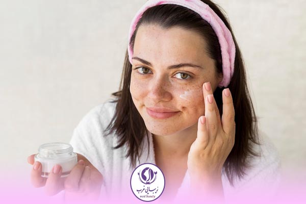 بهترین کرم برای رفع کک و مک